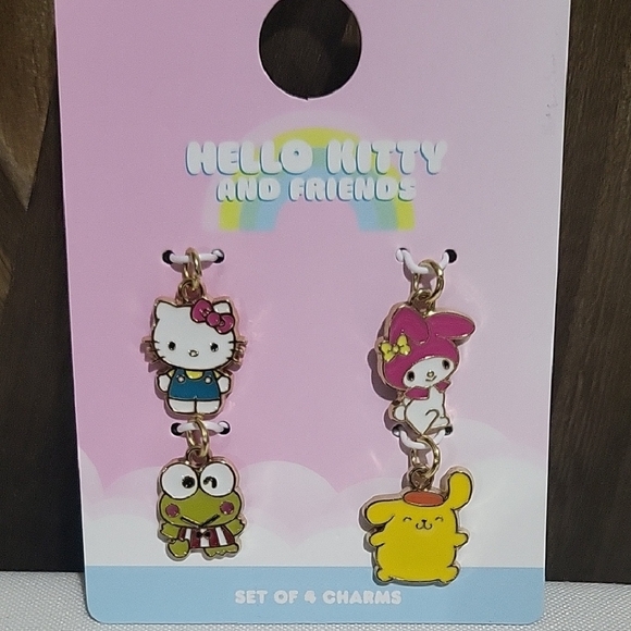 New Hello Kitty 4 Piece Charm Set - Picture 1 of 5